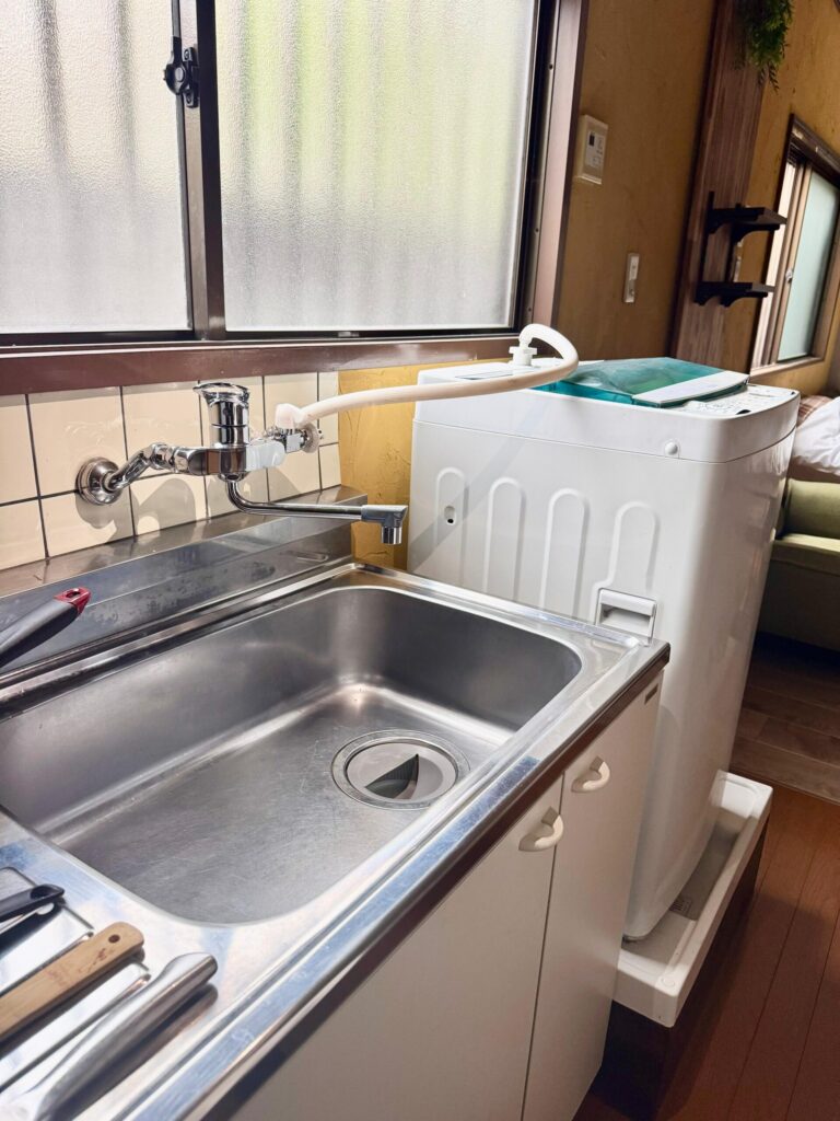 OEH Apartment kitchinette 2
